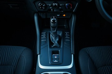 https://vehicle-cdn.autoleague.cloud/14189_960071896_13.jpg