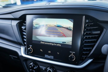 https://vehicle-cdn.autoleague.cloud/14189_960071896_22.jpg