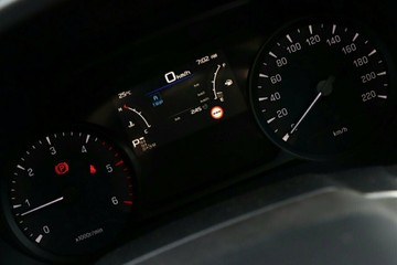 https://vehicle-cdn.autoleague.cloud/14189_960071962_11.jpg