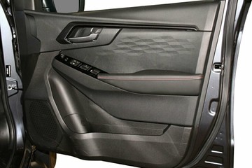 https://vehicle-cdn.autoleague.cloud/14189_960140191_5.jpg
