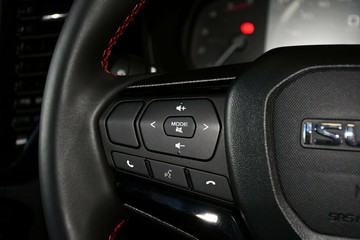 https://vehicle-cdn.autoleague.cloud/14189_960140209_14.jpg