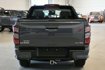 https://vehicle-cdn.autoleague.cloud/14189_960140209_18.jpg
