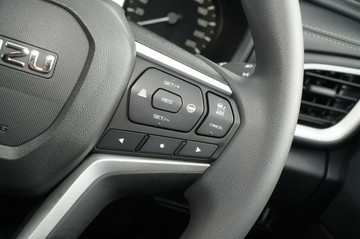 https://vehicle-cdn.autoleague.cloud/14189_960142845_13.jpg