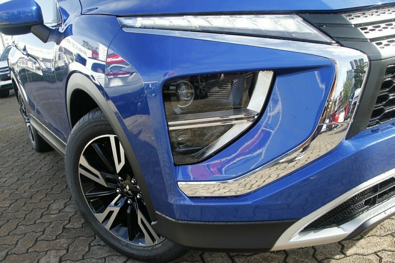 Mitsubishi Eclipse Cross image 2