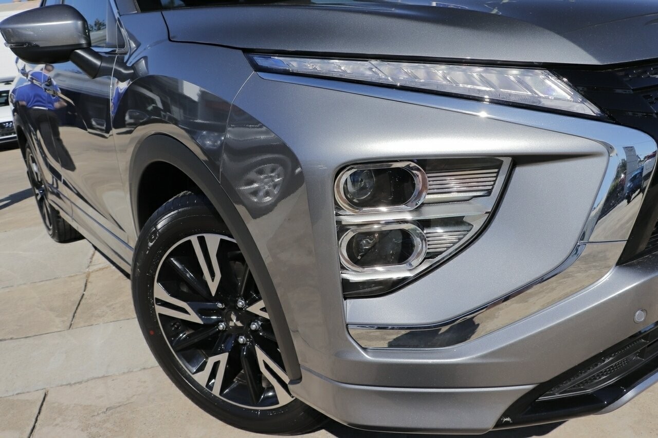 Mitsubishi Eclipse Cross image 2