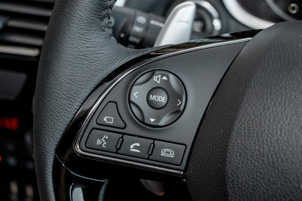Mitsubishi Eclipse Cross image 4