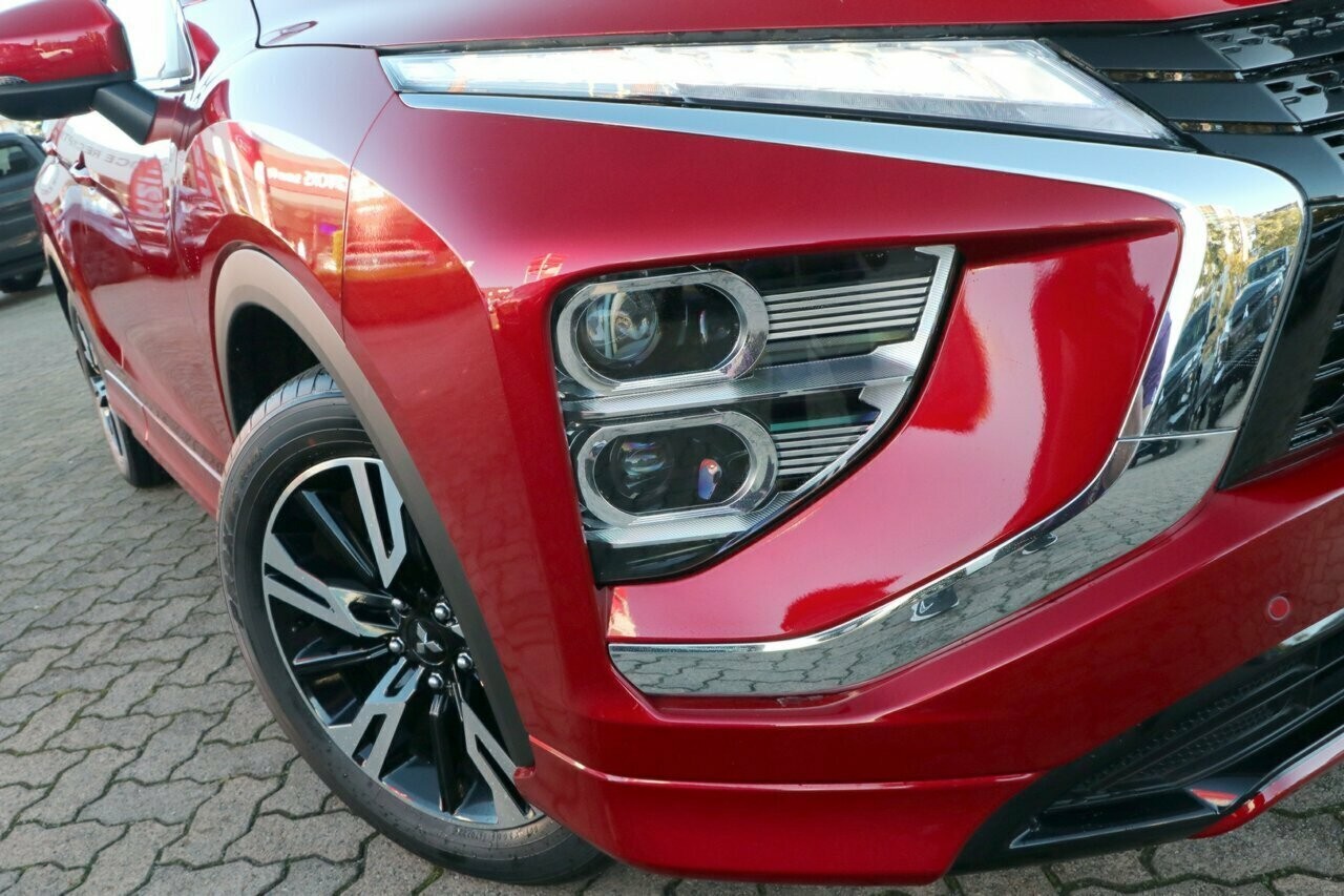 Mitsubishi Eclipse Cross image 2