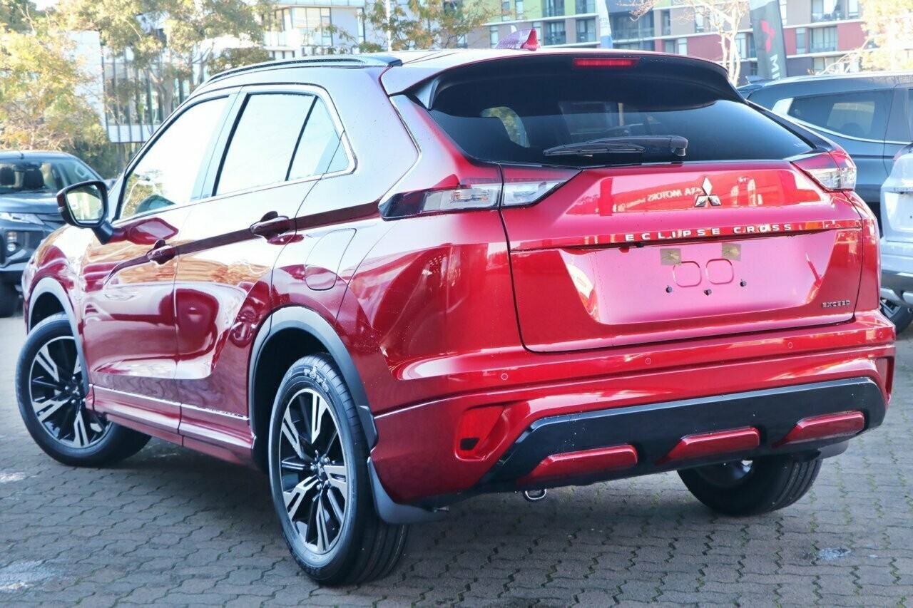 Mitsubishi Eclipse Cross image 3