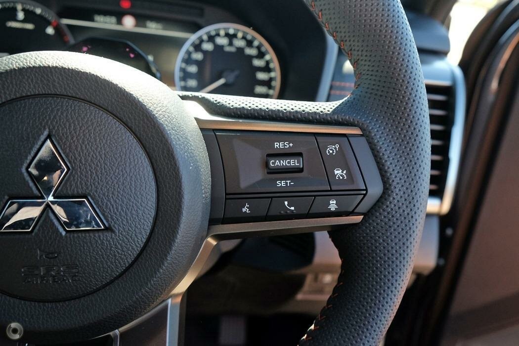 Mitsubishi Triton image 4