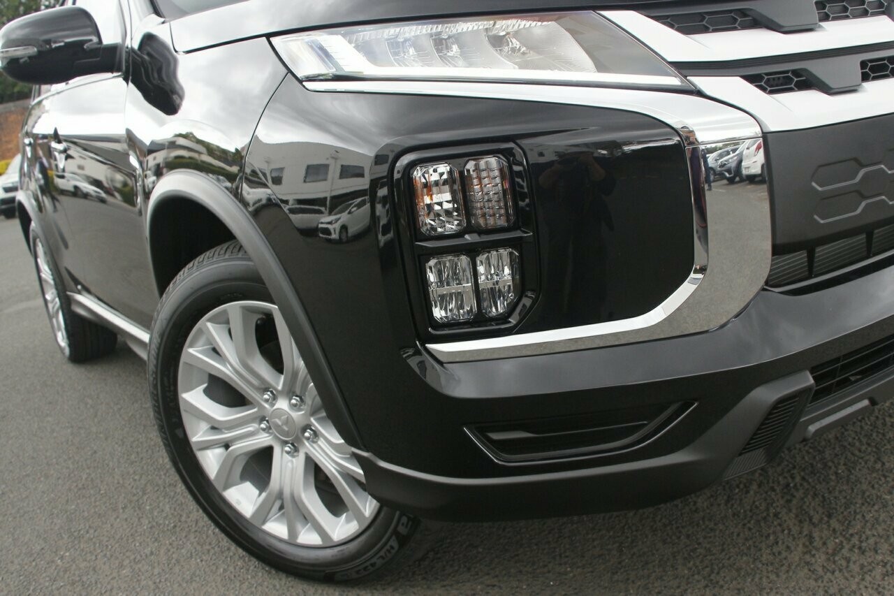 Mitsubishi Asx image 2