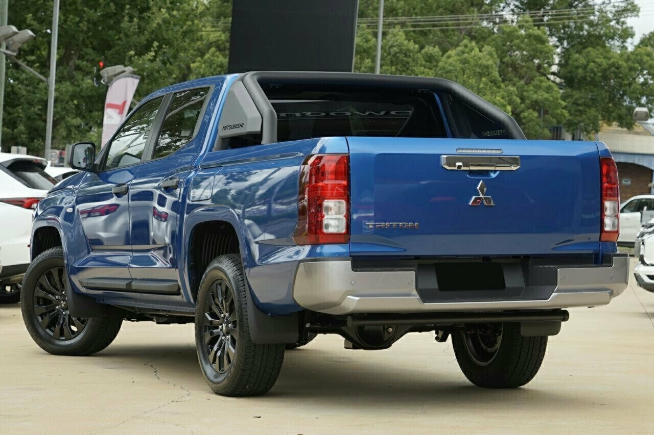 Mitsubishi Triton image 3