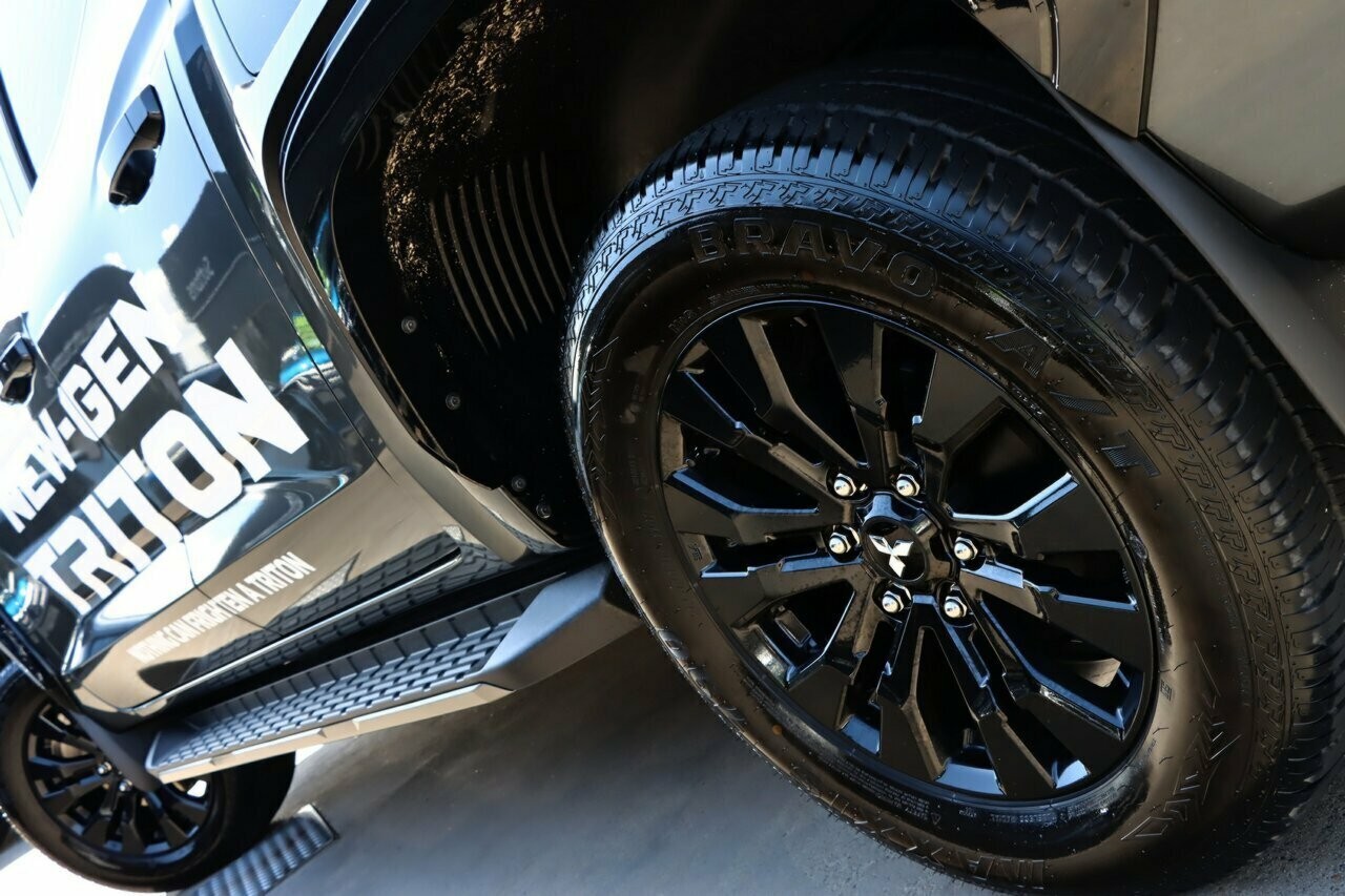 Mitsubishi Triton image 4
