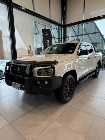 https://vehicle-cdn.autoleague.cloud/14470_118156_1.jpg