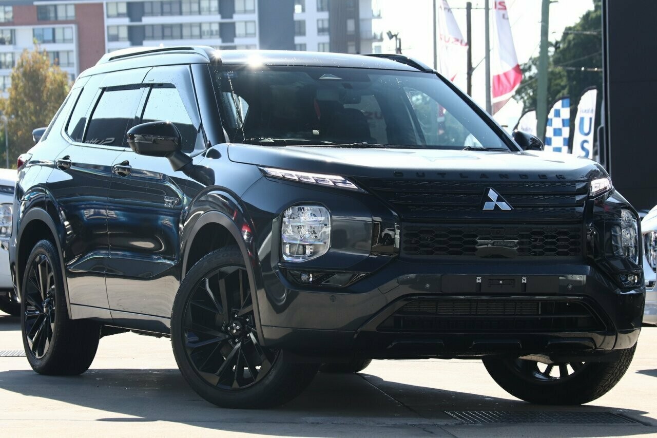 Mitsubishi Outlander image 1