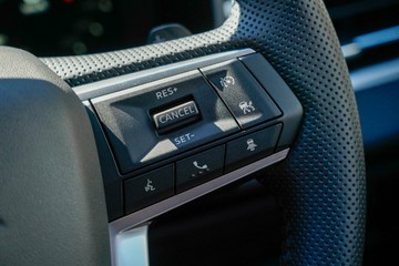 https://vehicle-cdn.autoleague.cloud/14470_118330_9.jpg