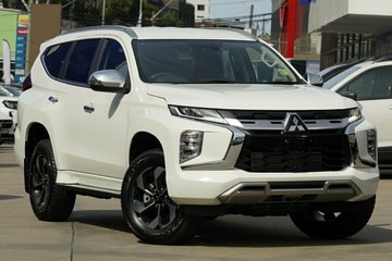 https://vehicle-cdn.autoleague.cloud/14470_118410_1.jpg