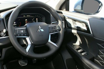 https://vehicle-cdn.autoleague.cloud/14470_118441_6.jpg