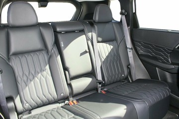 https://vehicle-cdn.autoleague.cloud/14470_118441_9.jpg