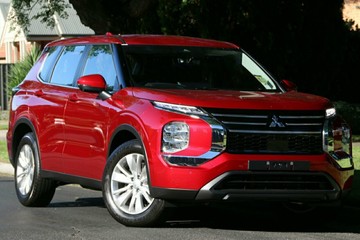 https://vehicle-cdn.autoleague.cloud/14470_118603_1.jpg
