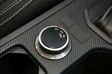 https://vehicle-cdn.autoleague.cloud/14470_118619_19.jpg