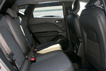 https://vehicle-cdn.autoleague.cloud/14470_118669_7.jpg