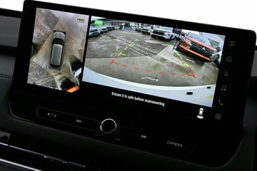 https://vehicle-cdn.autoleague.cloud/14470_118713_9.jpg