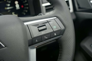 https://vehicle-cdn.autoleague.cloud/14470_118717_11.jpg