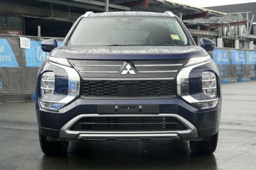https://vehicle-cdn.autoleague.cloud/14470_118717_3.jpg