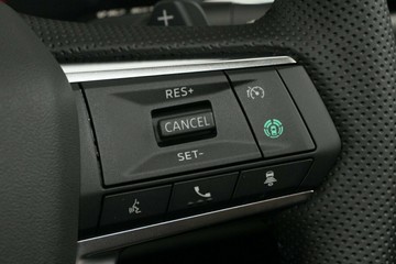 https://vehicle-cdn.autoleague.cloud/14470_118735_12.jpg