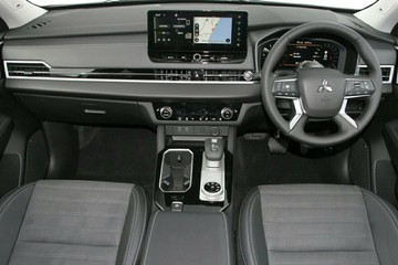 https://vehicle-cdn.autoleague.cloud/14470_118735_5.jpg