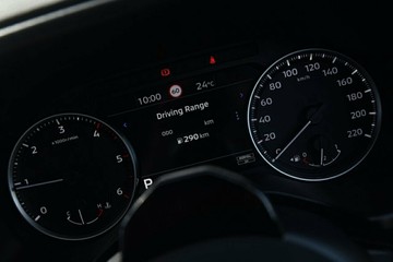 https://vehicle-cdn.autoleague.cloud/14470_118799_10.jpg