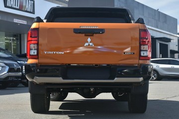 https://vehicle-cdn.autoleague.cloud/14470_118799_5.jpg