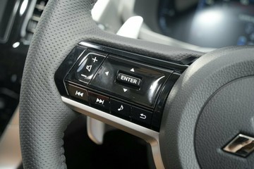 https://vehicle-cdn.autoleague.cloud/14470_118887_14.jpg