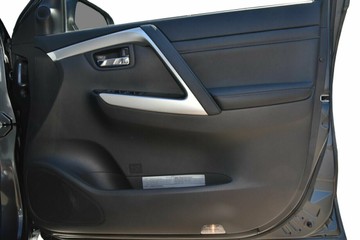 https://vehicle-cdn.autoleague.cloud/14470_118890_22.jpg