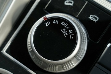 https://vehicle-cdn.autoleague.cloud/14470_118898_9.jpg