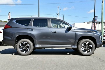 https://vehicle-cdn.autoleague.cloud/14470_118902_2.jpg