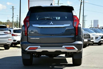 https://vehicle-cdn.autoleague.cloud/14470_118902_5.jpg