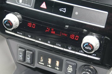 https://vehicle-cdn.autoleague.cloud/14470_118906_13.jpg