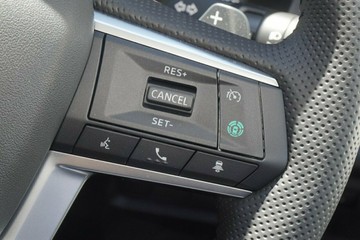 https://vehicle-cdn.autoleague.cloud/14470_118973_12.jpg