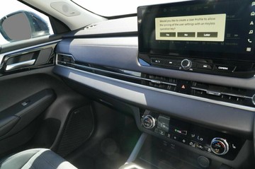 https://vehicle-cdn.autoleague.cloud/14470_118973_9.jpg