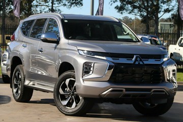 https://vehicle-cdn.autoleague.cloud/14470_118976_1.jpg
