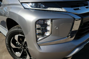 https://vehicle-cdn.autoleague.cloud/14470_118976_2.jpg