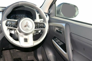 https://vehicle-cdn.autoleague.cloud/14470_118976_7.jpg