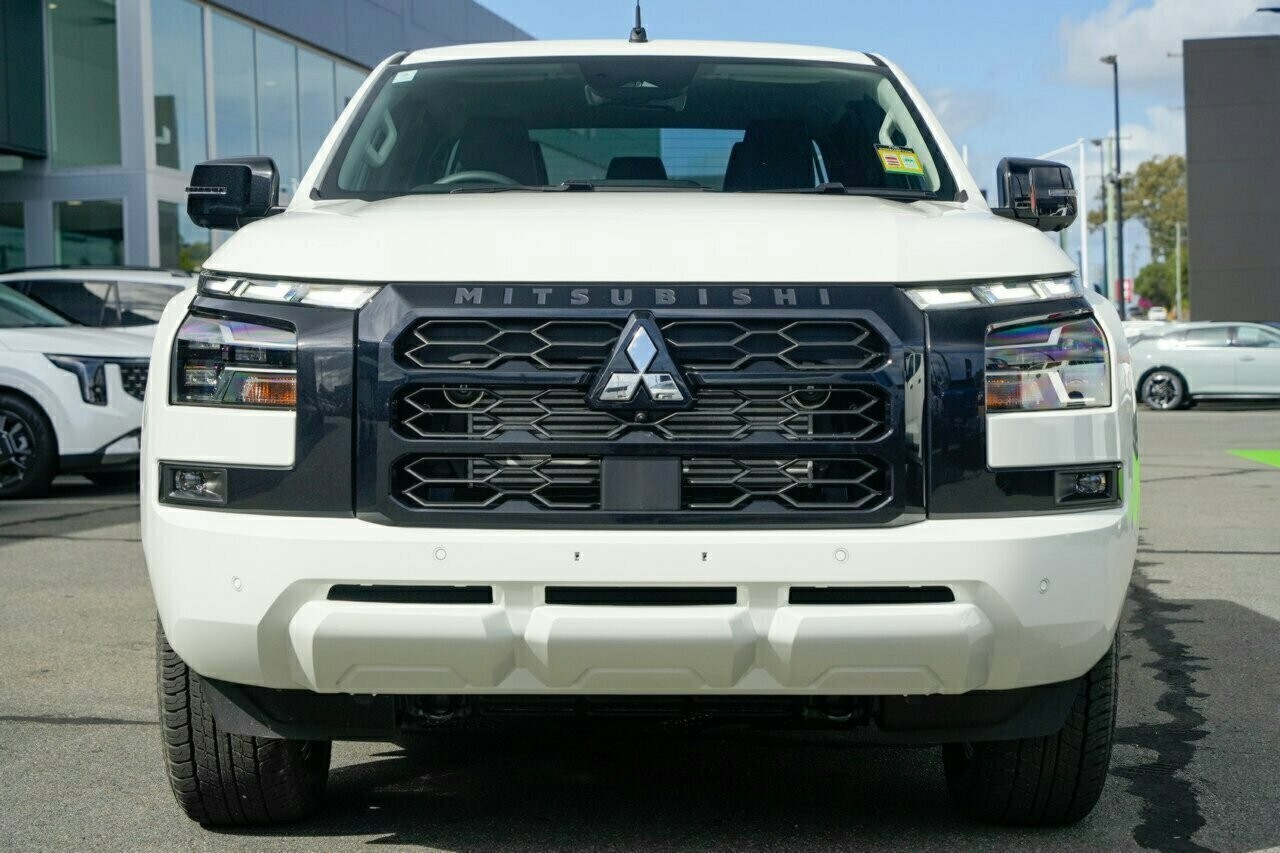 Mitsubishi Triton image 4