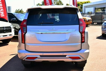 https://vehicle-cdn.autoleague.cloud/14470_119094_19.jpg