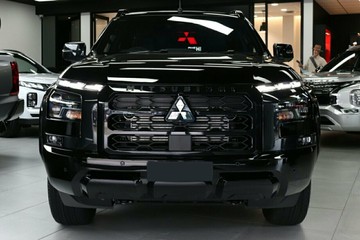 https://vehicle-cdn.autoleague.cloud/14470_119116_17.jpg