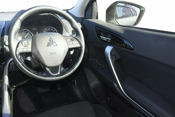 https://vehicle-cdn.autoleague.cloud/14470_119430_6.jpg