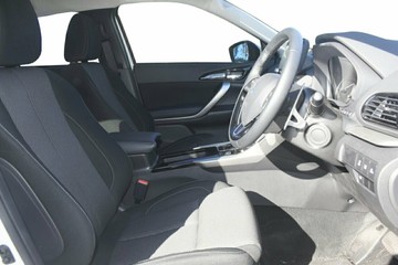 https://vehicle-cdn.autoleague.cloud/14470_119430_8.jpg