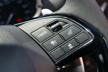 https://vehicle-cdn.autoleague.cloud/14470_119443_14.jpg