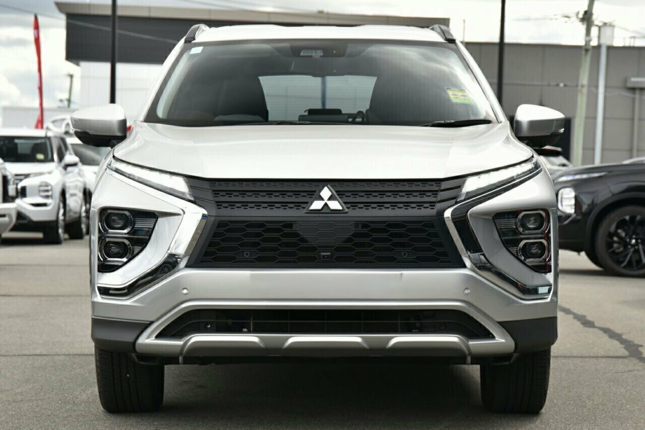 Mitsubishi Eclipse Cross image 4